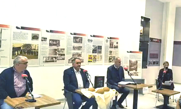 D. Indjić; D. Vujadinović, Z. Kolundjija